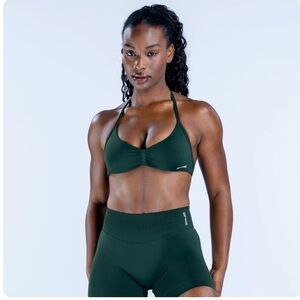 DFYNE Women's Green Sports Bra